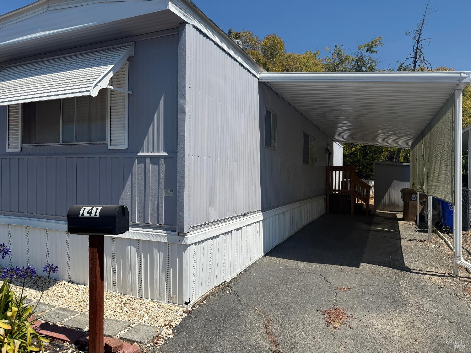 141 Newell Cir