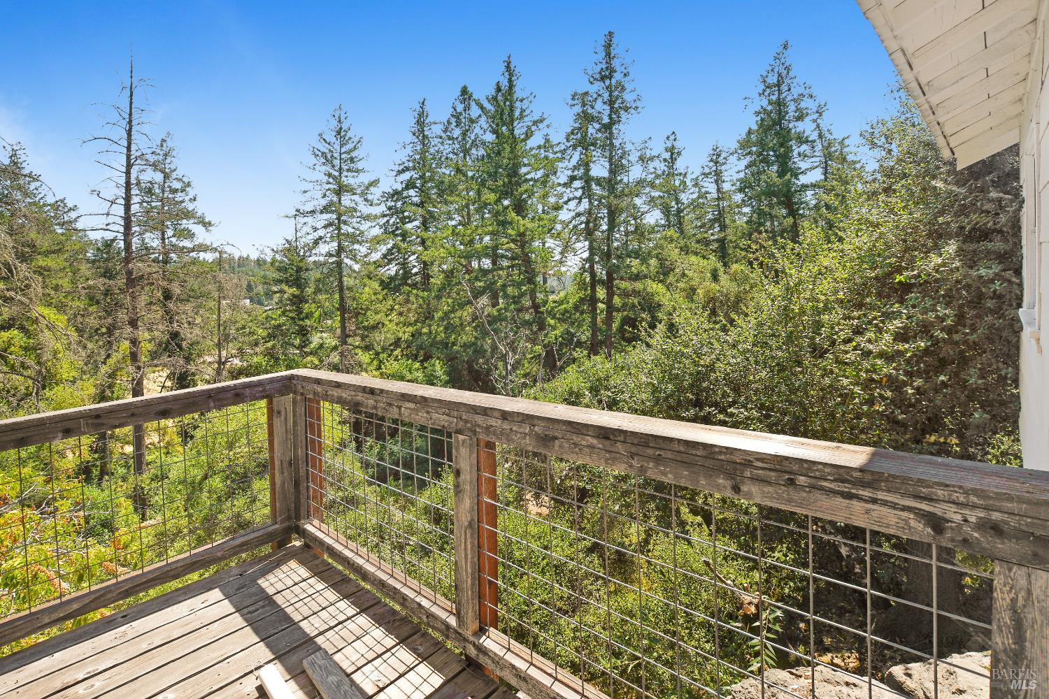 193 Sky Oaks Dr