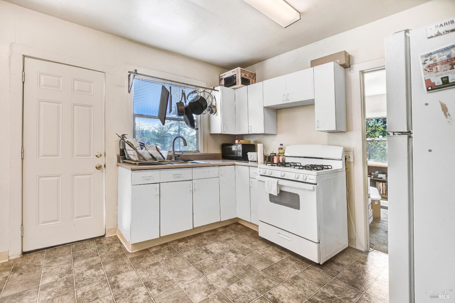 193 Sky Oaks Dr