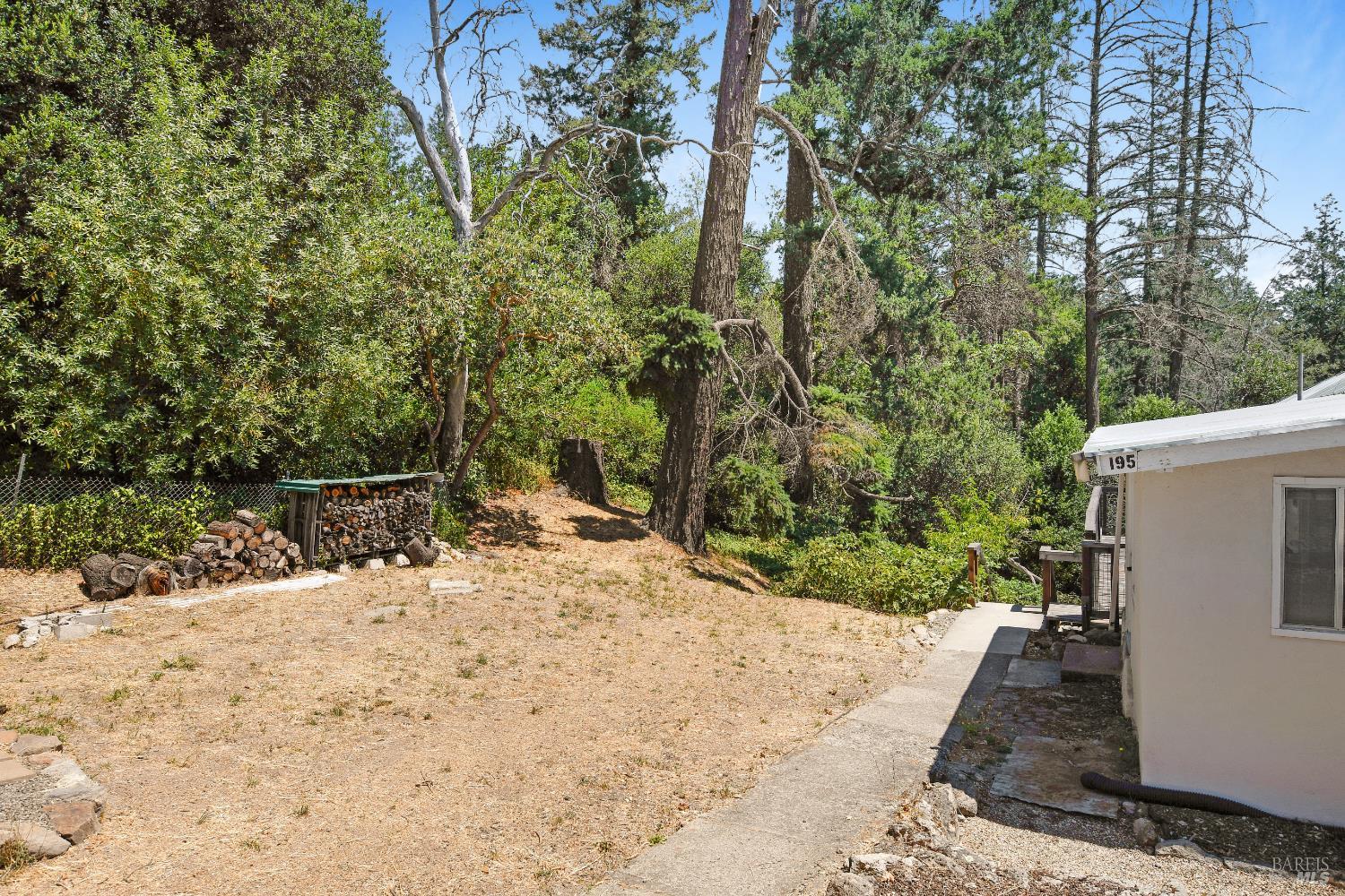 193 Sky Oaks Dr