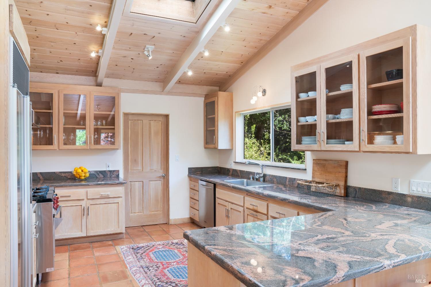 321 Dutch Henry Canyon Rd