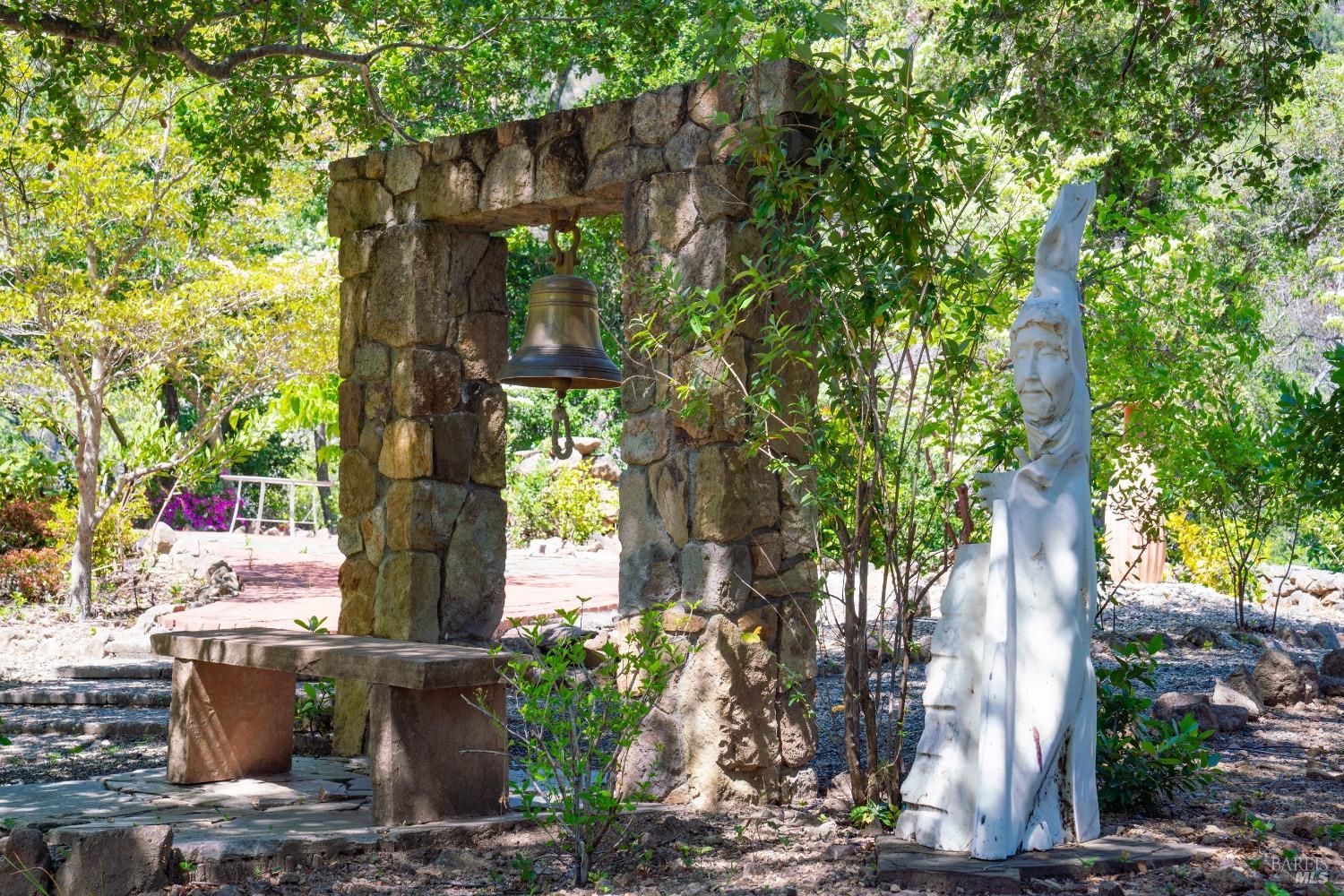 321 Dutch Henry Canyon Rd