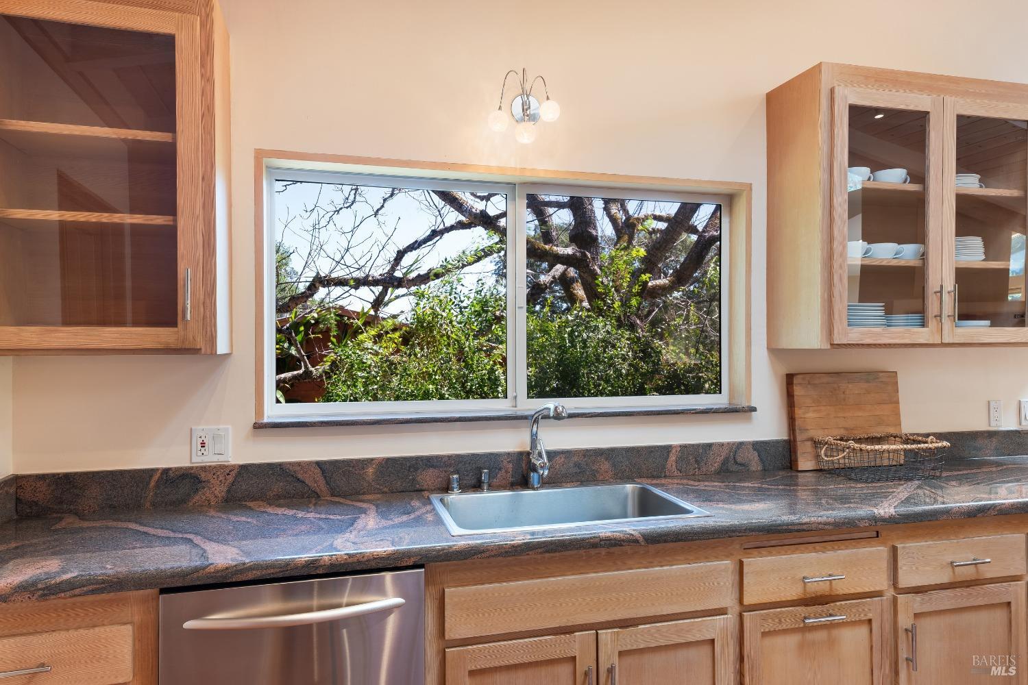 321 Dutch Henry Canyon Rd