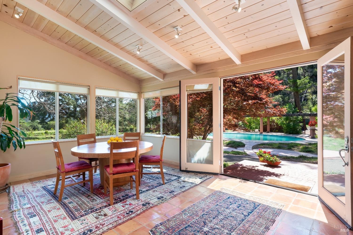 321 Dutch Henry Canyon Rd