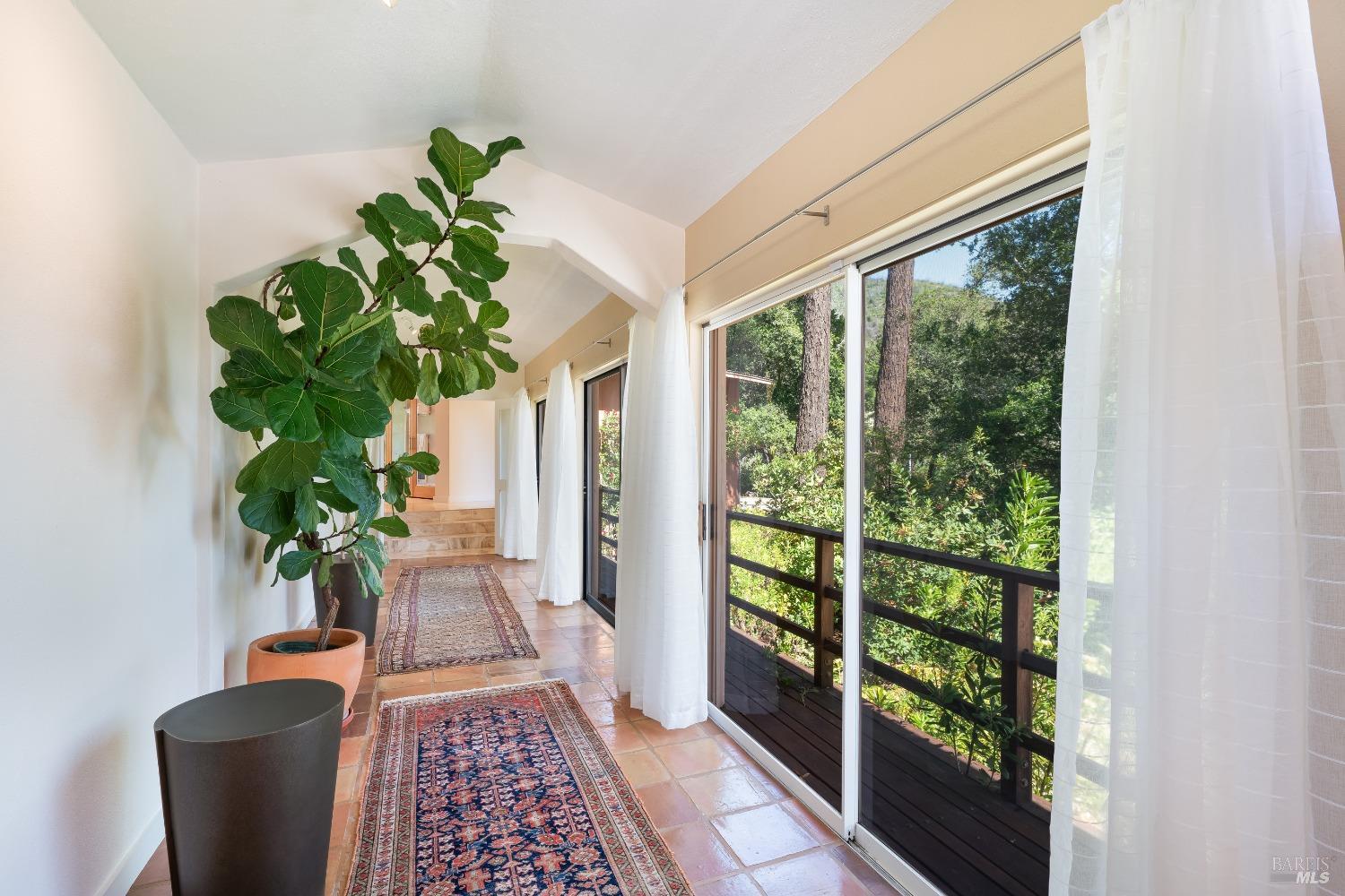 321 Dutch Henry Canyon Rd