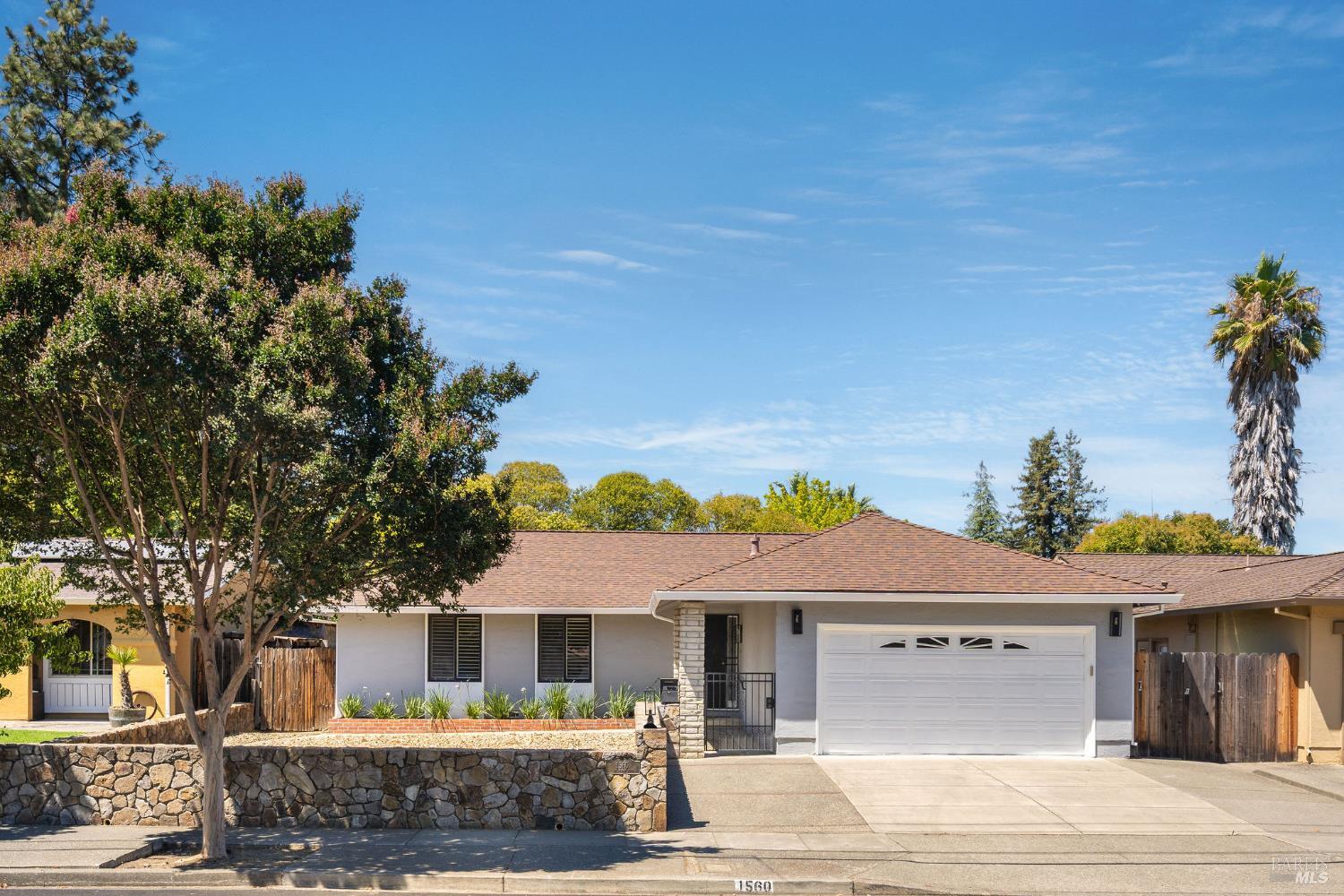 1560 Salvador Ave