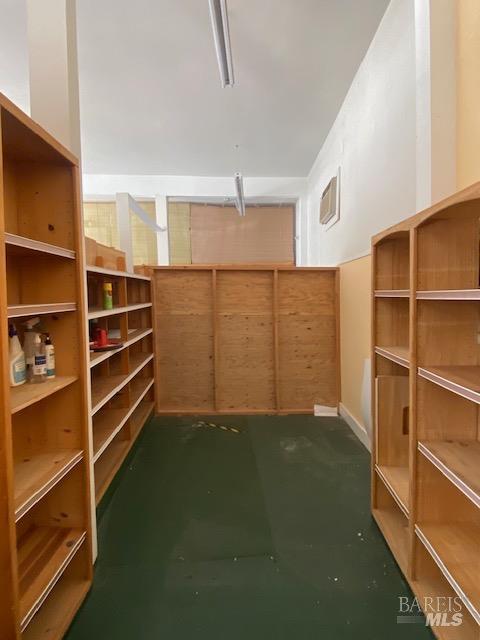1080 Main