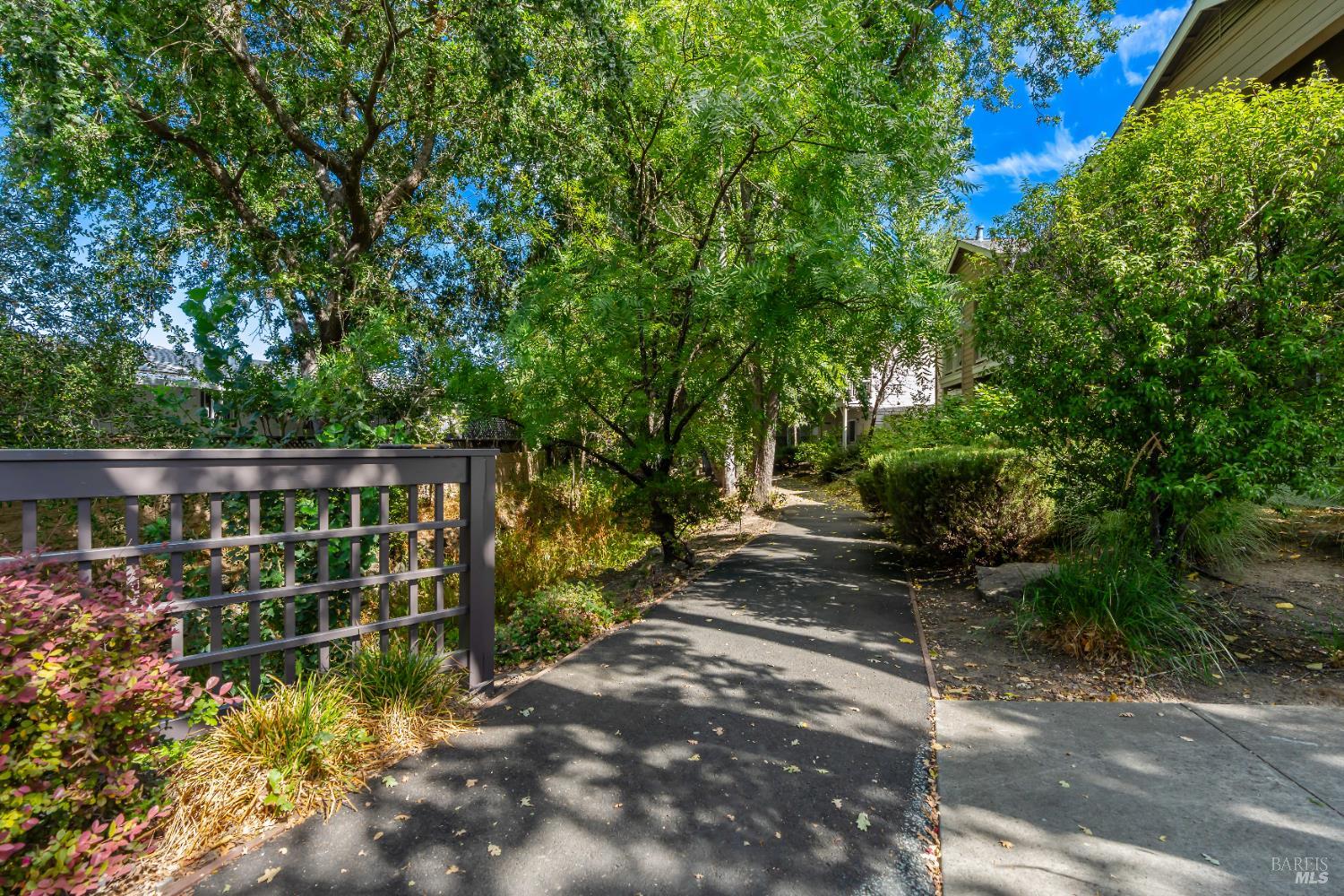 186 Sauterne Cir