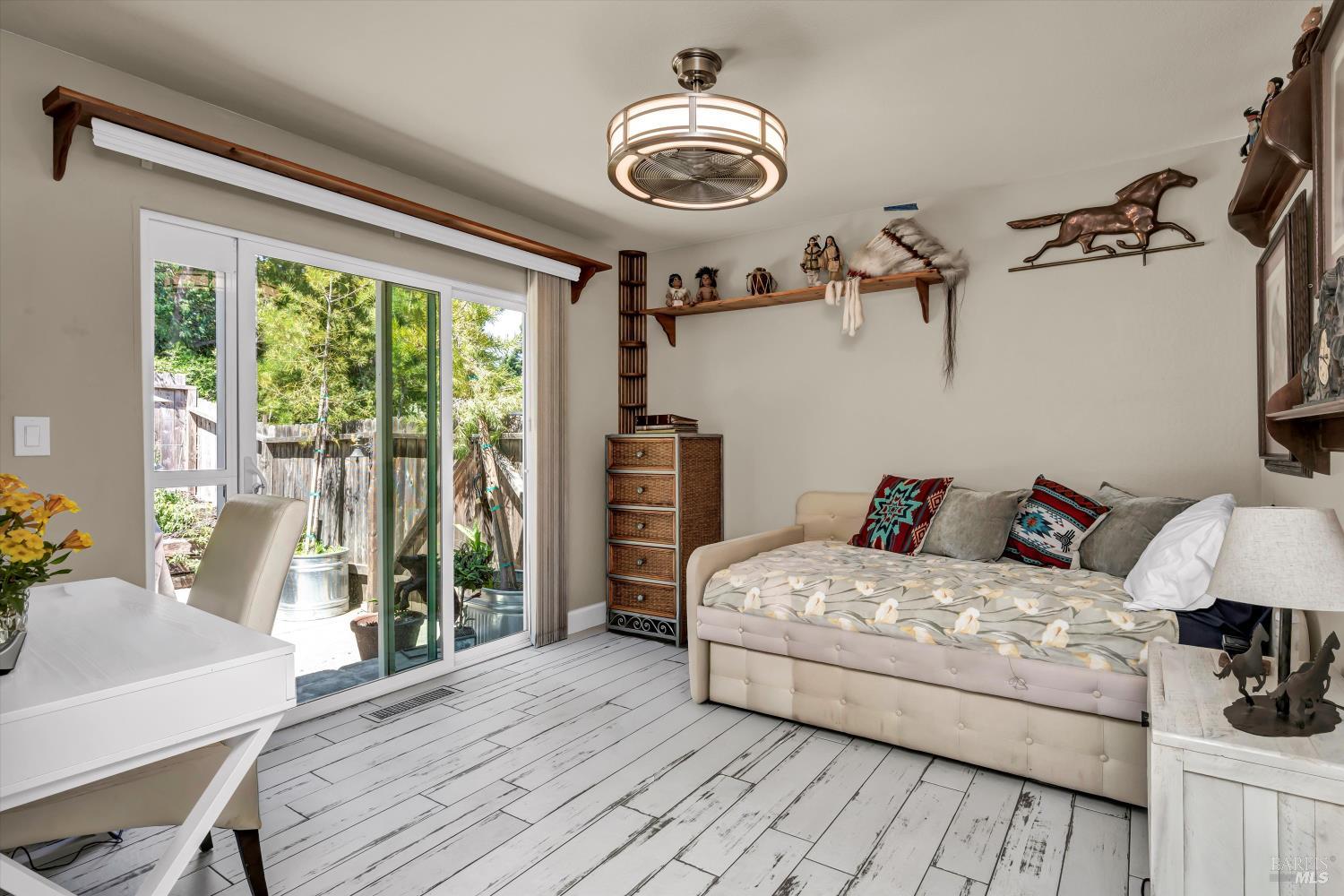 1183 Mountain View Cir