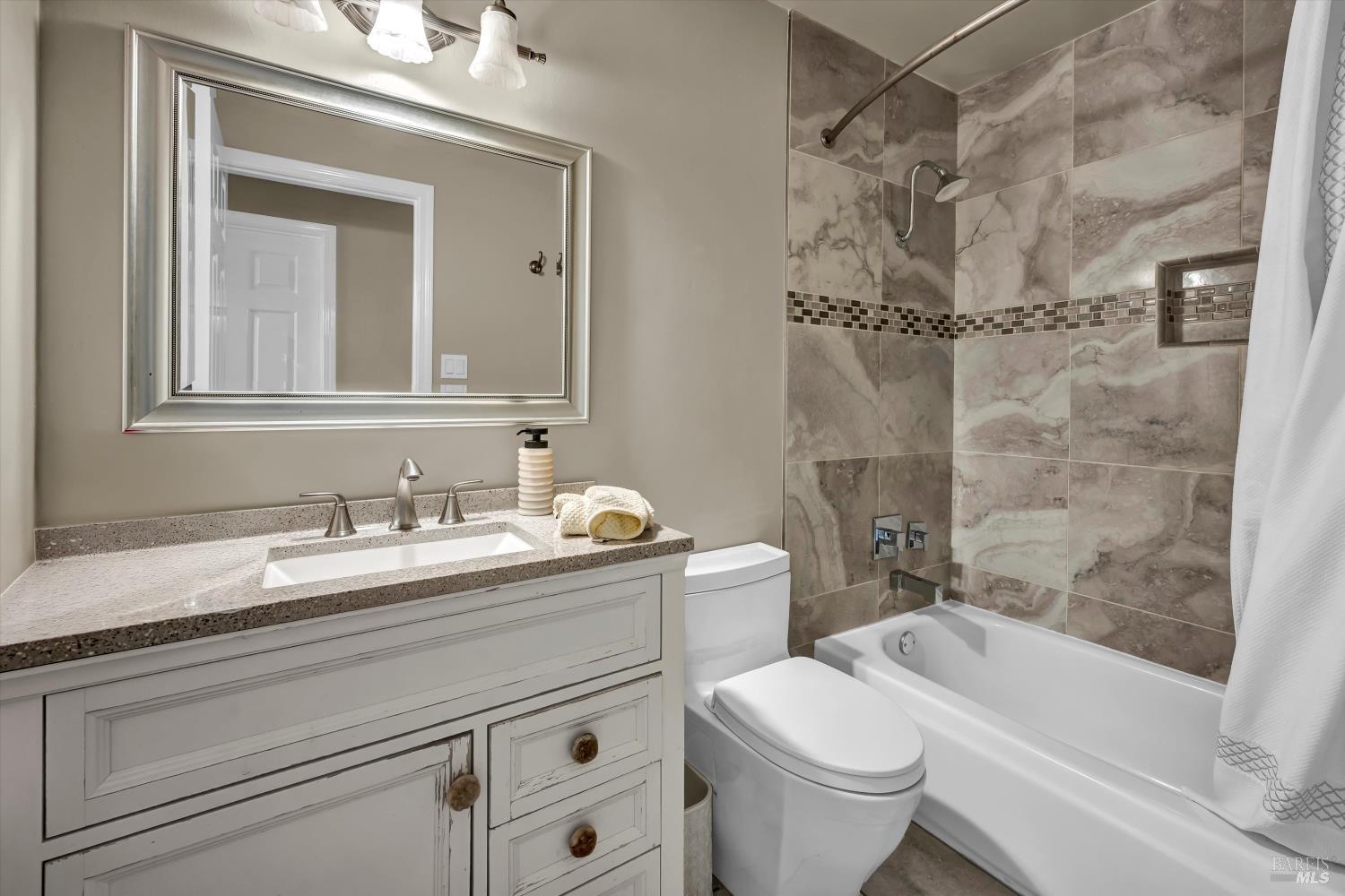 1183 Mountain View Cir