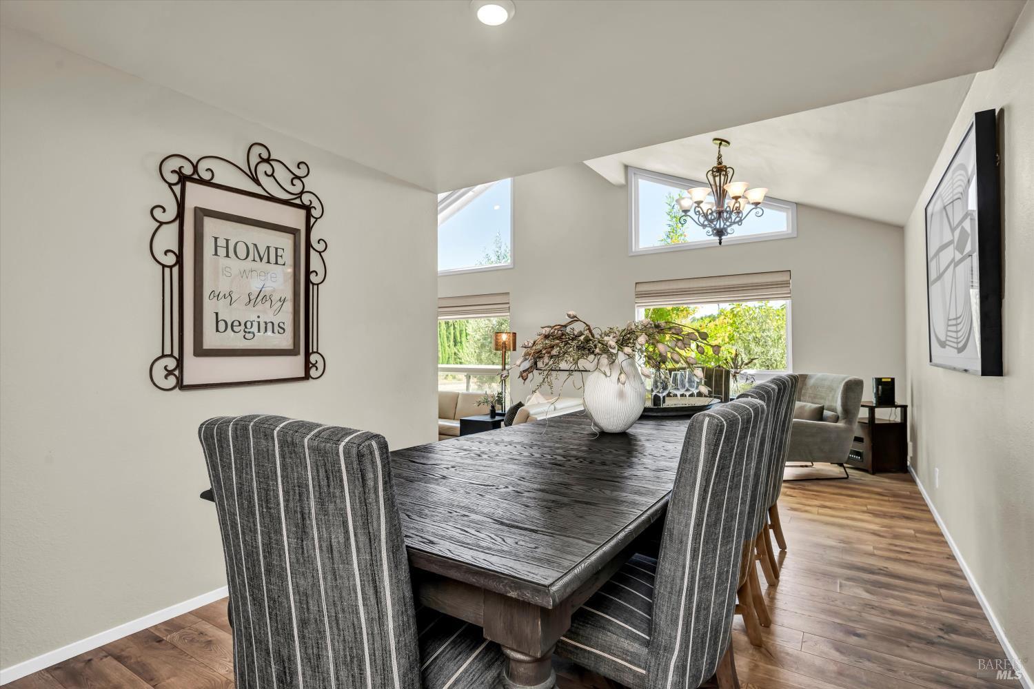 1183 Mountain View Cir