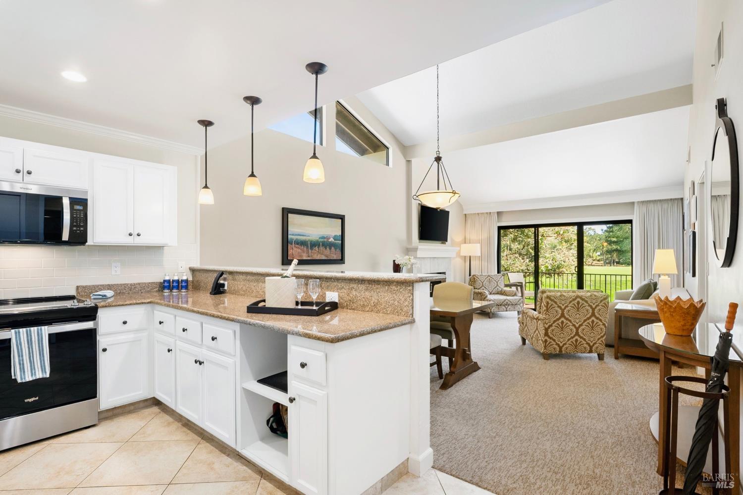 833 Augusta Cir