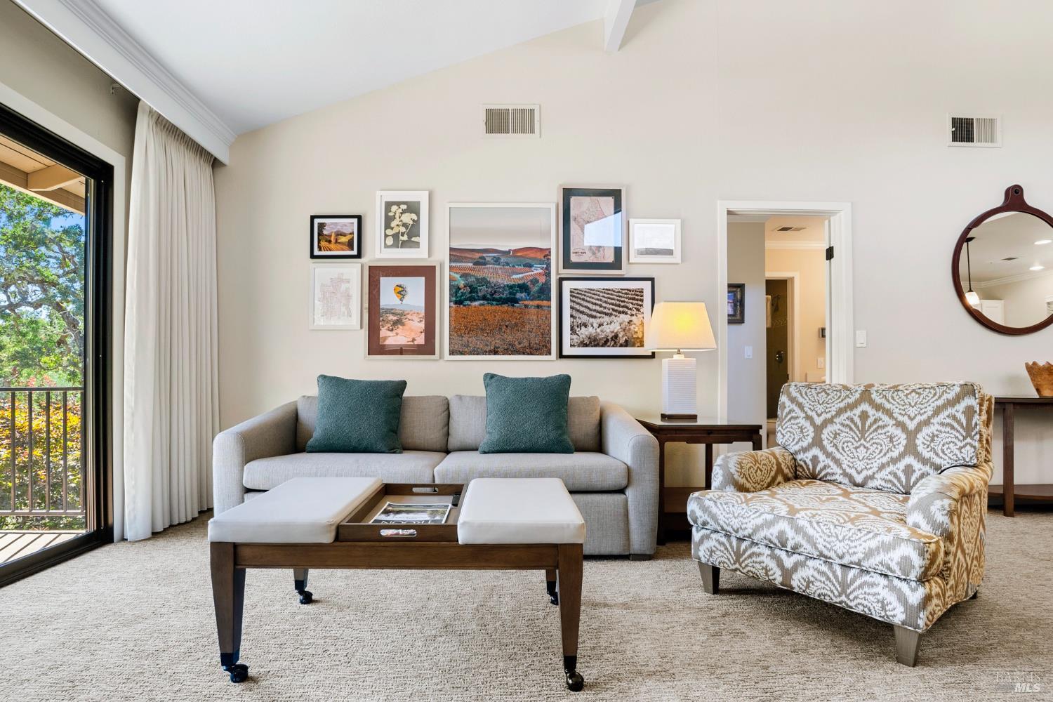 833 Augusta Cir