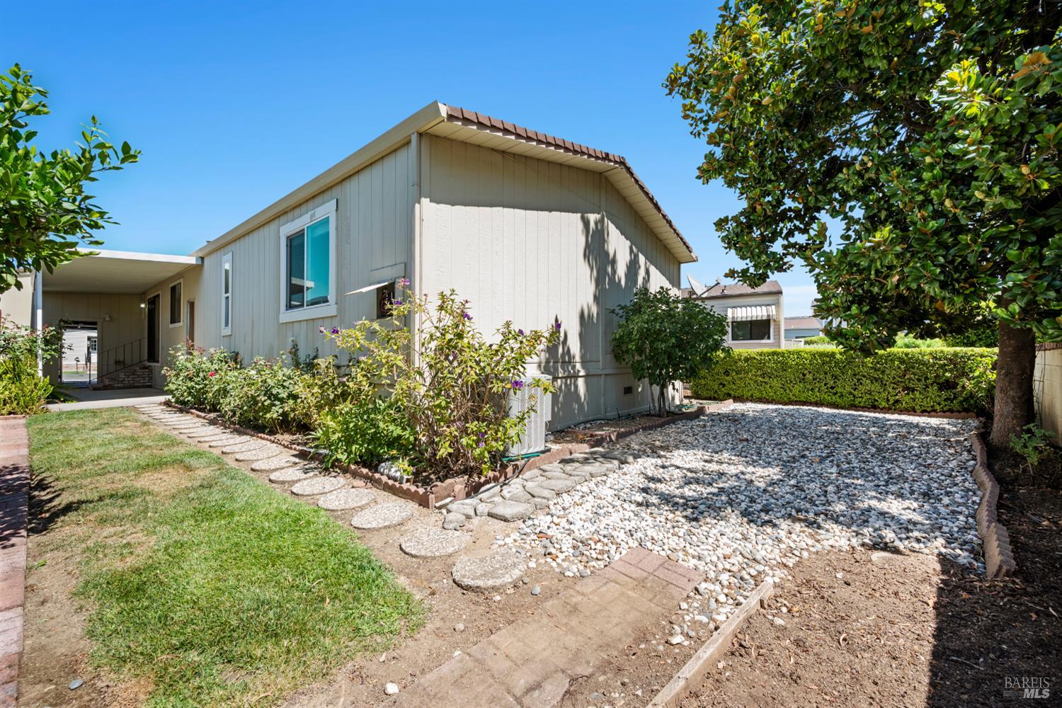 217 Bernadine Pl