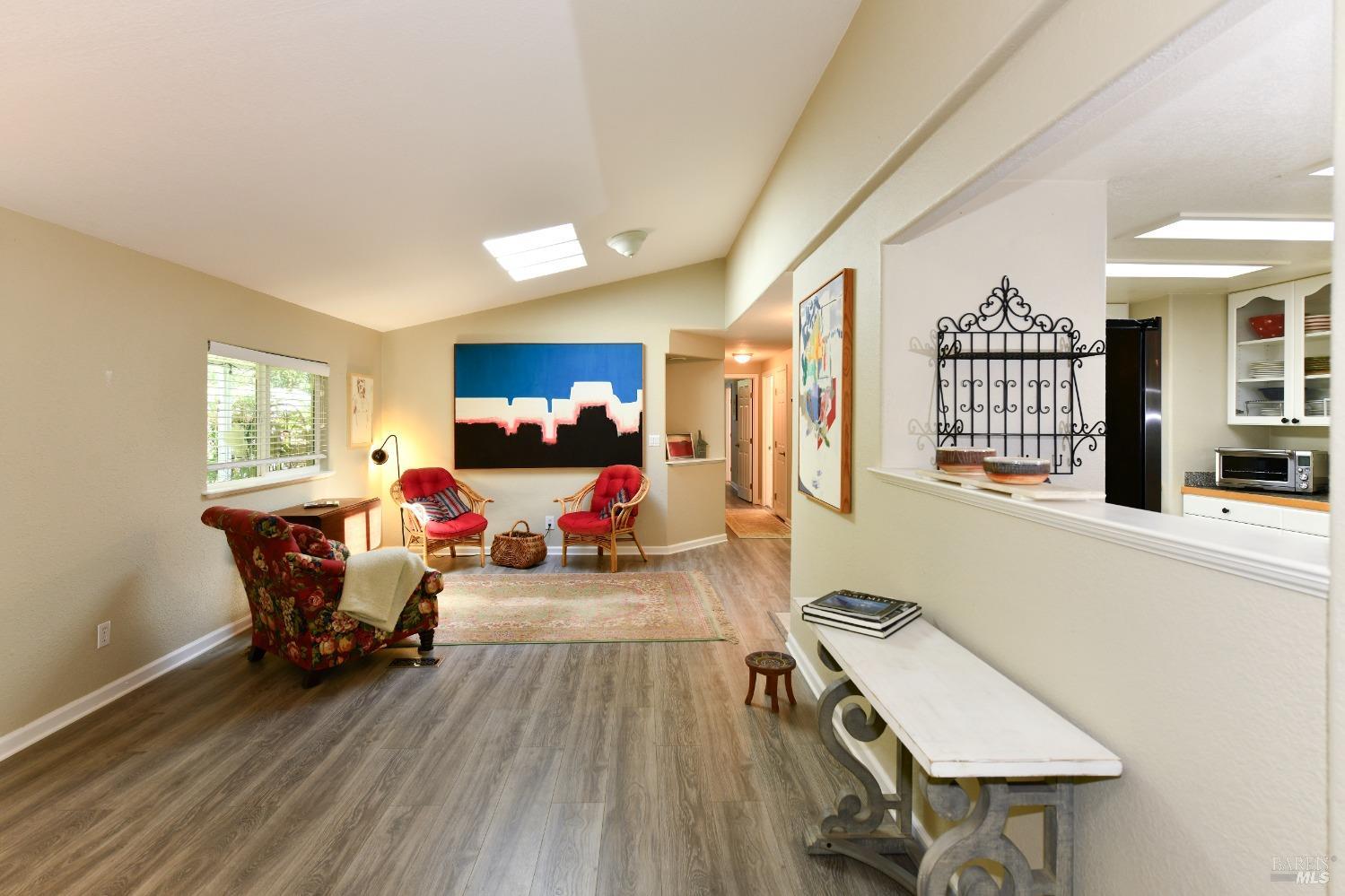 4 La Canada Ct