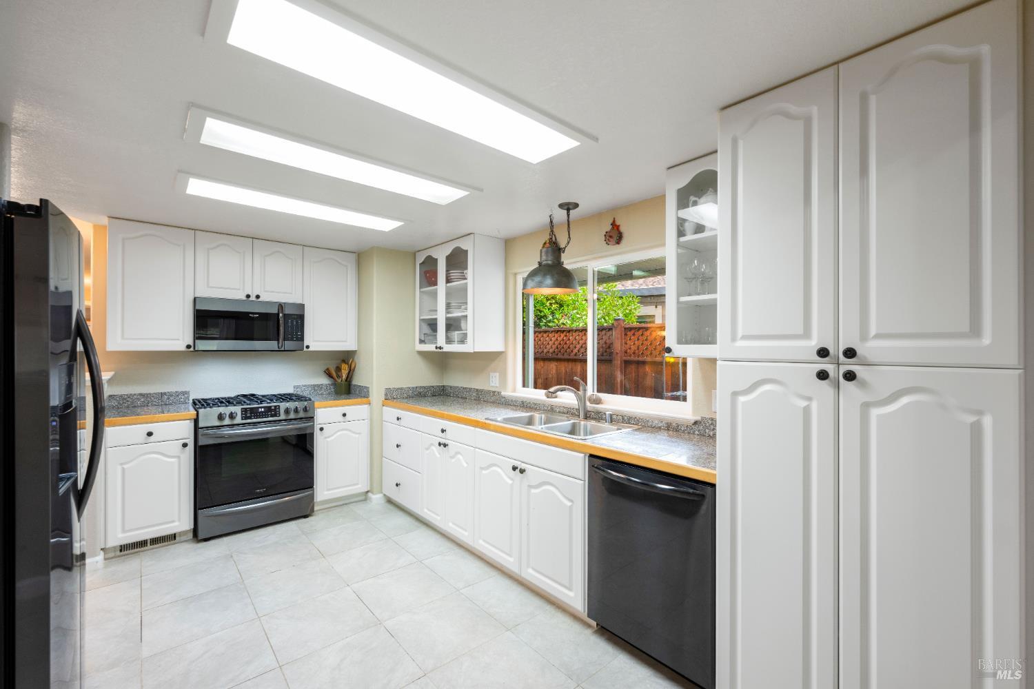 4 La Canada Ct