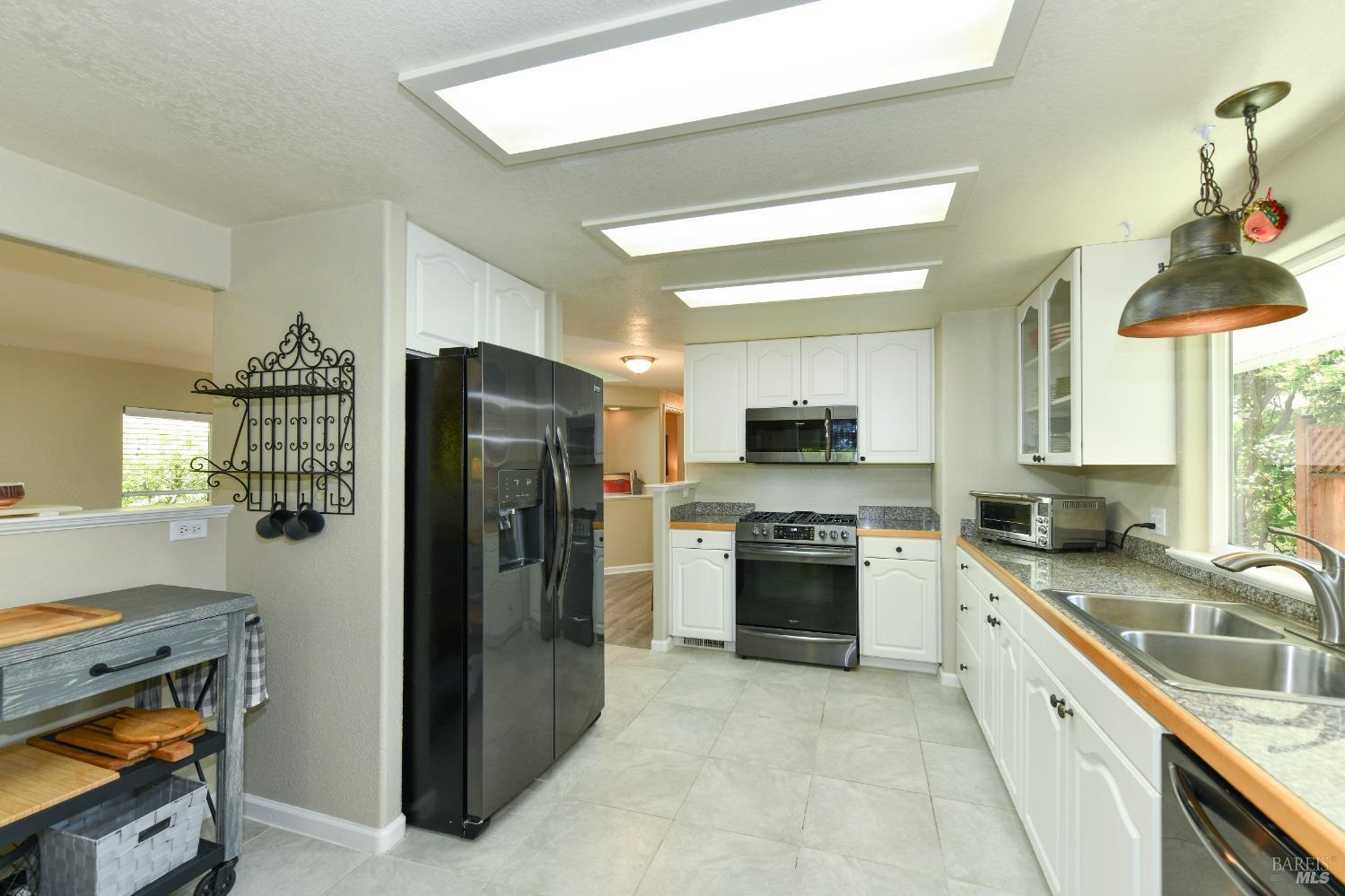 4 La Canada Ct