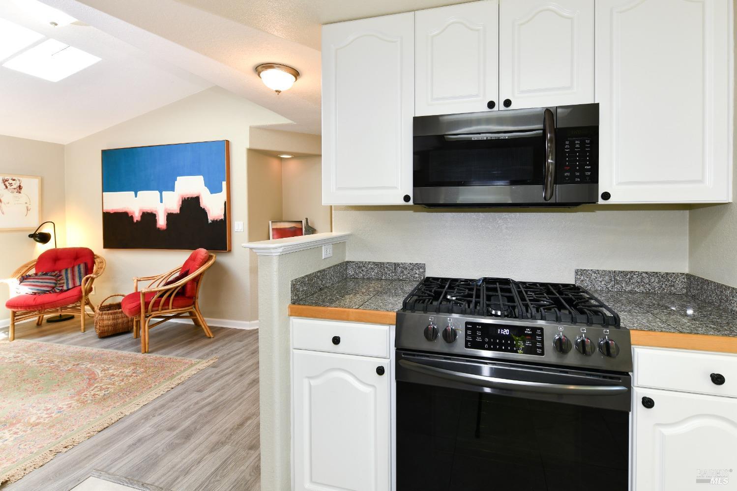 4 La Canada Ct
