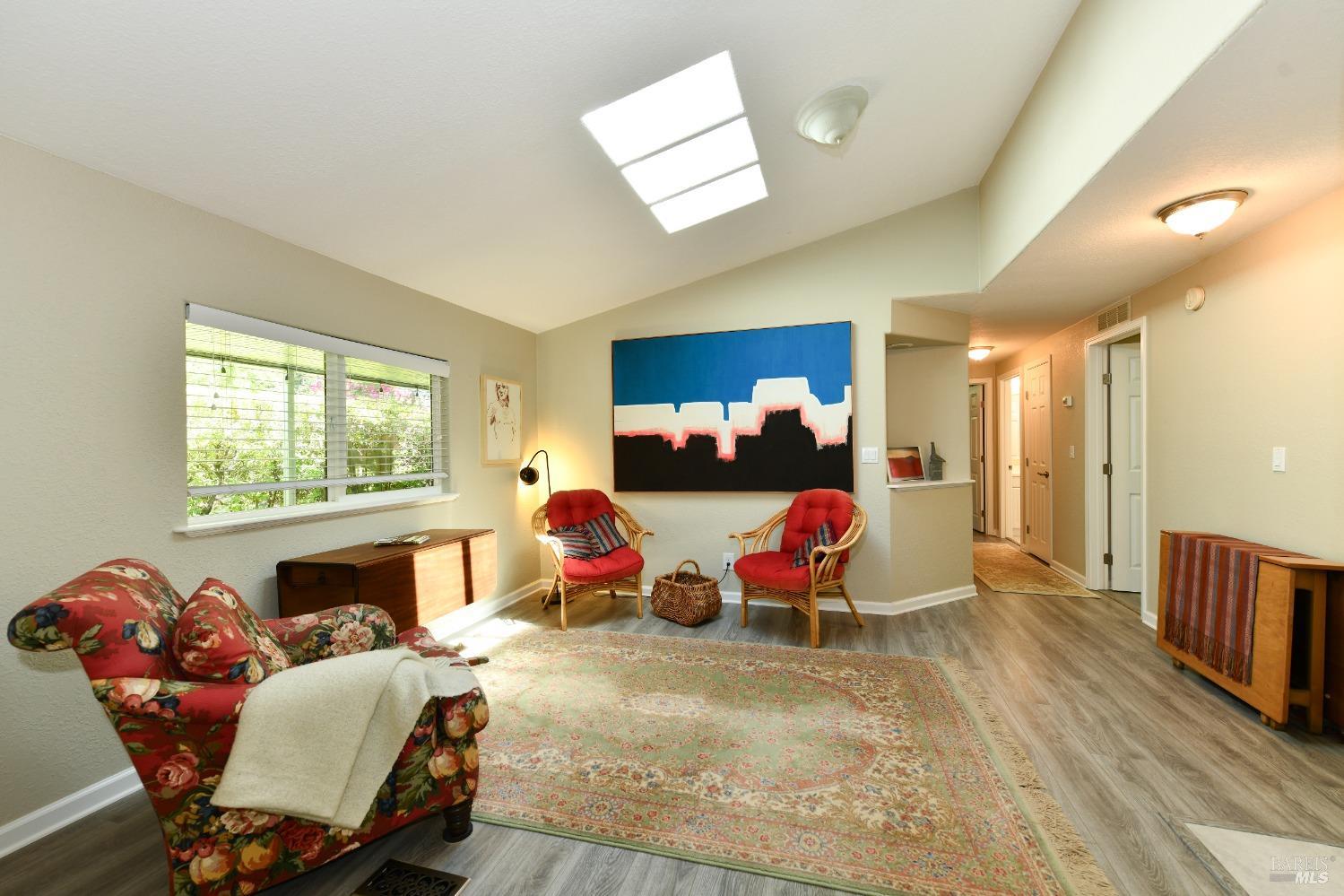 4 La Canada Ct
