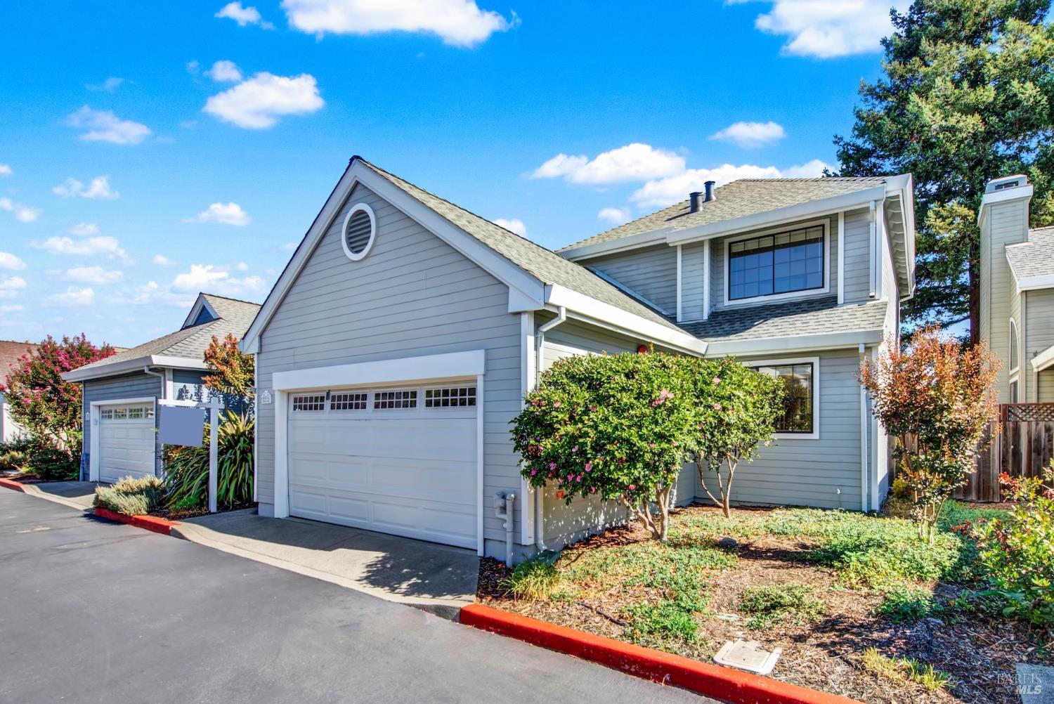 22 Valley West Cir