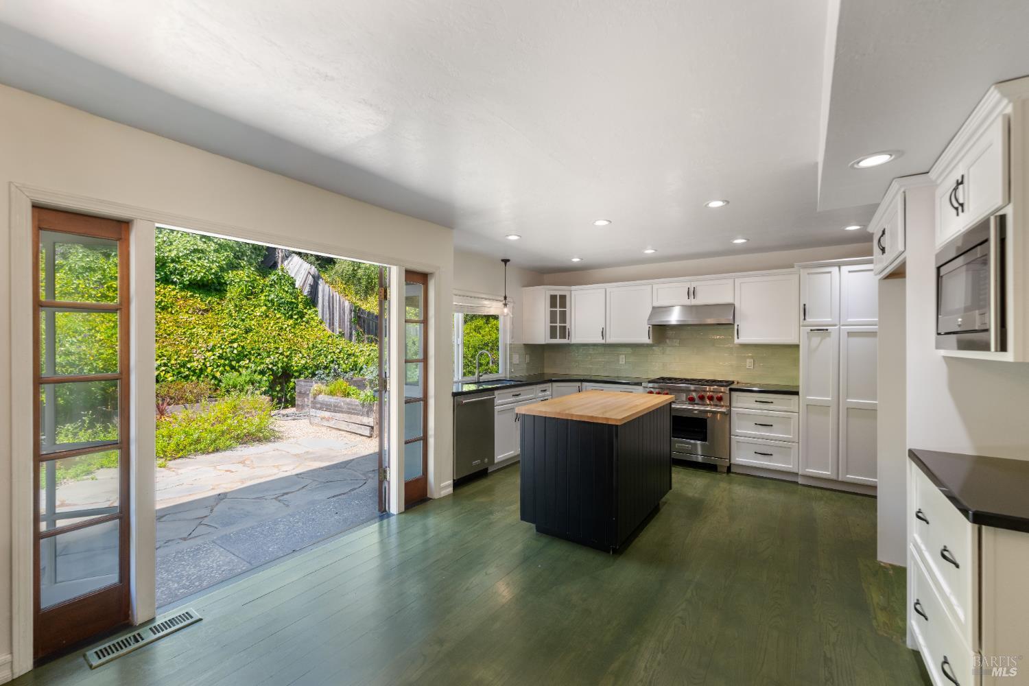 3337 Kensington Cir