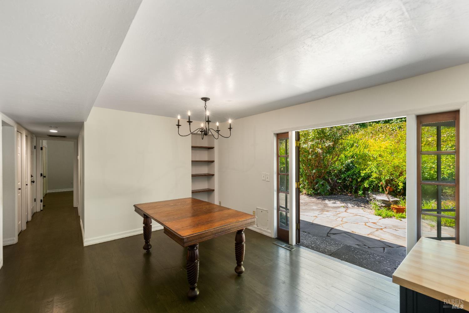 3337 Kensington Cir