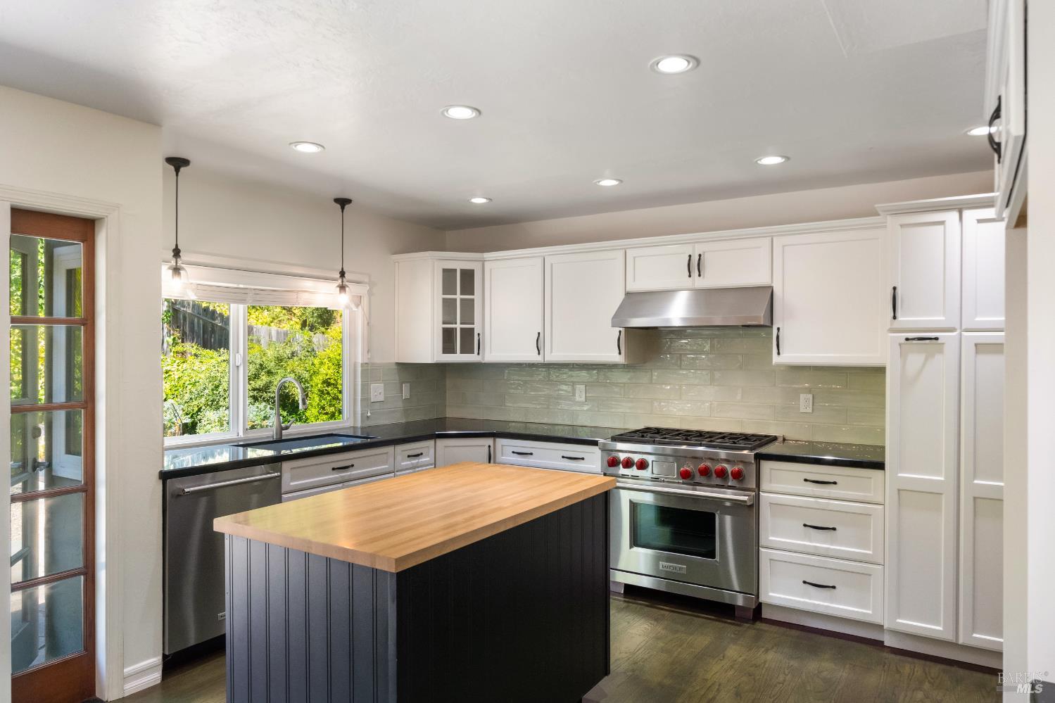 3337 Kensington Cir