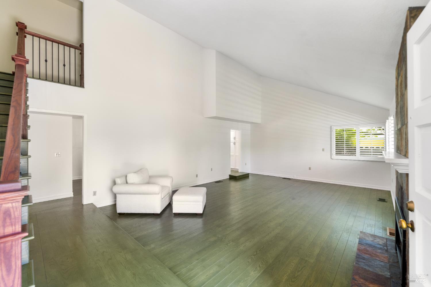 3337 Kensington Cir