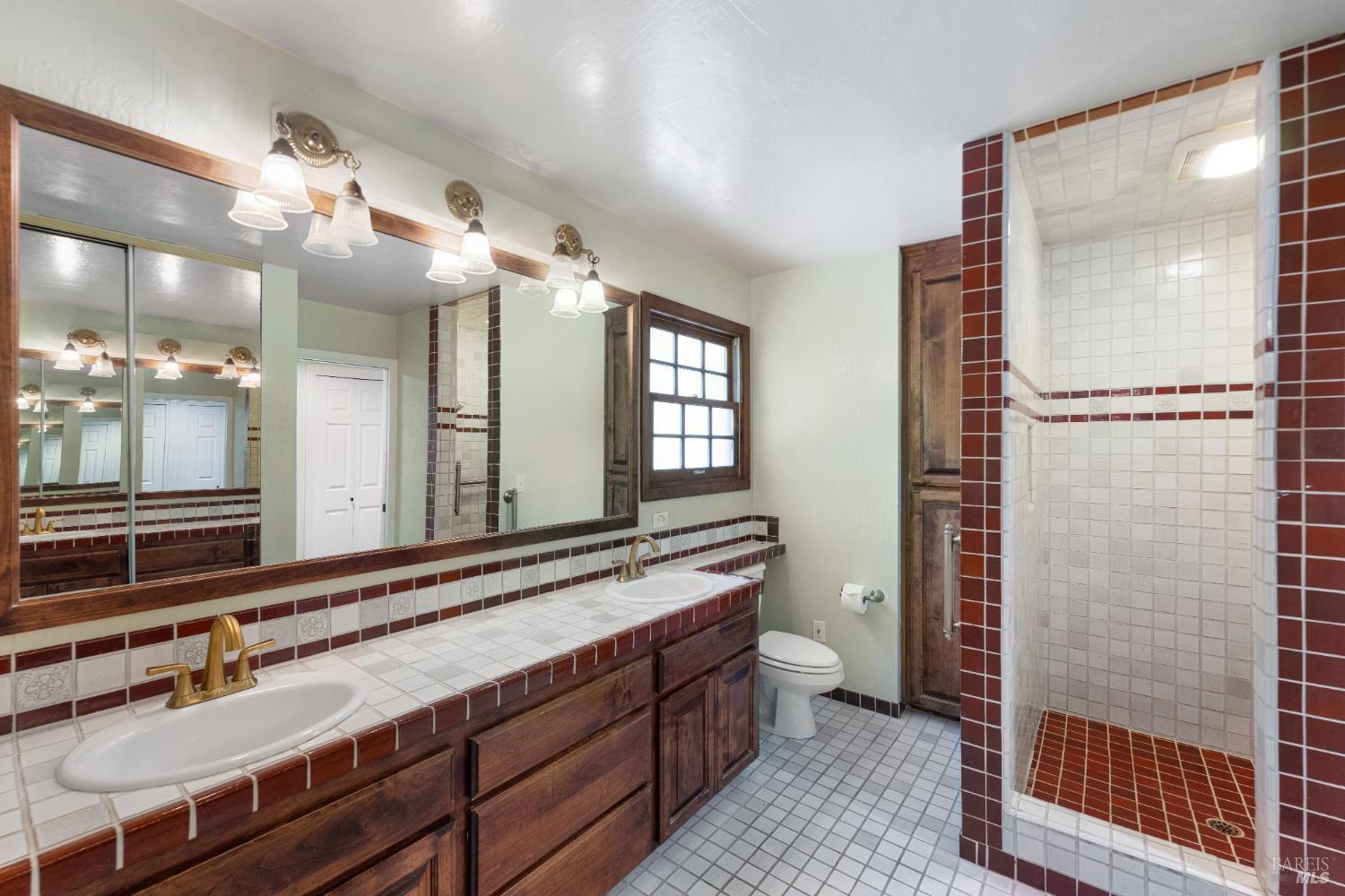3337 Kensington Cir