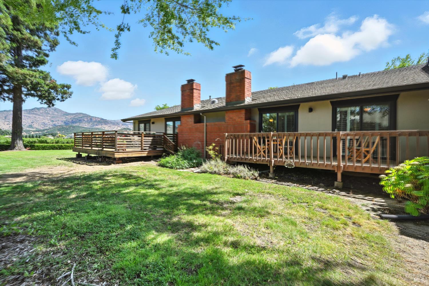 152 Vineyard Cir