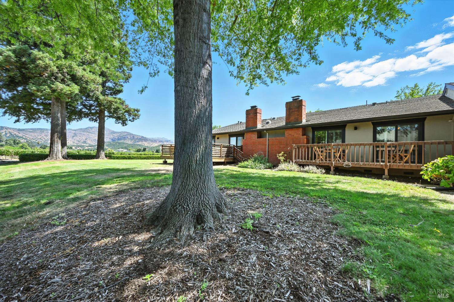 152 Vineyard Cir