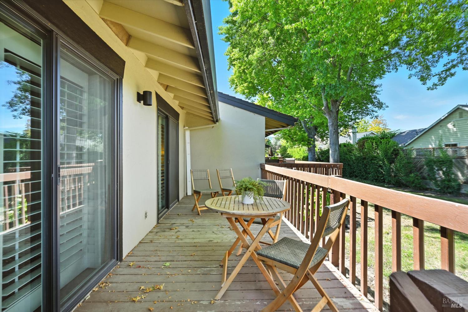 152 Vineyard Cir