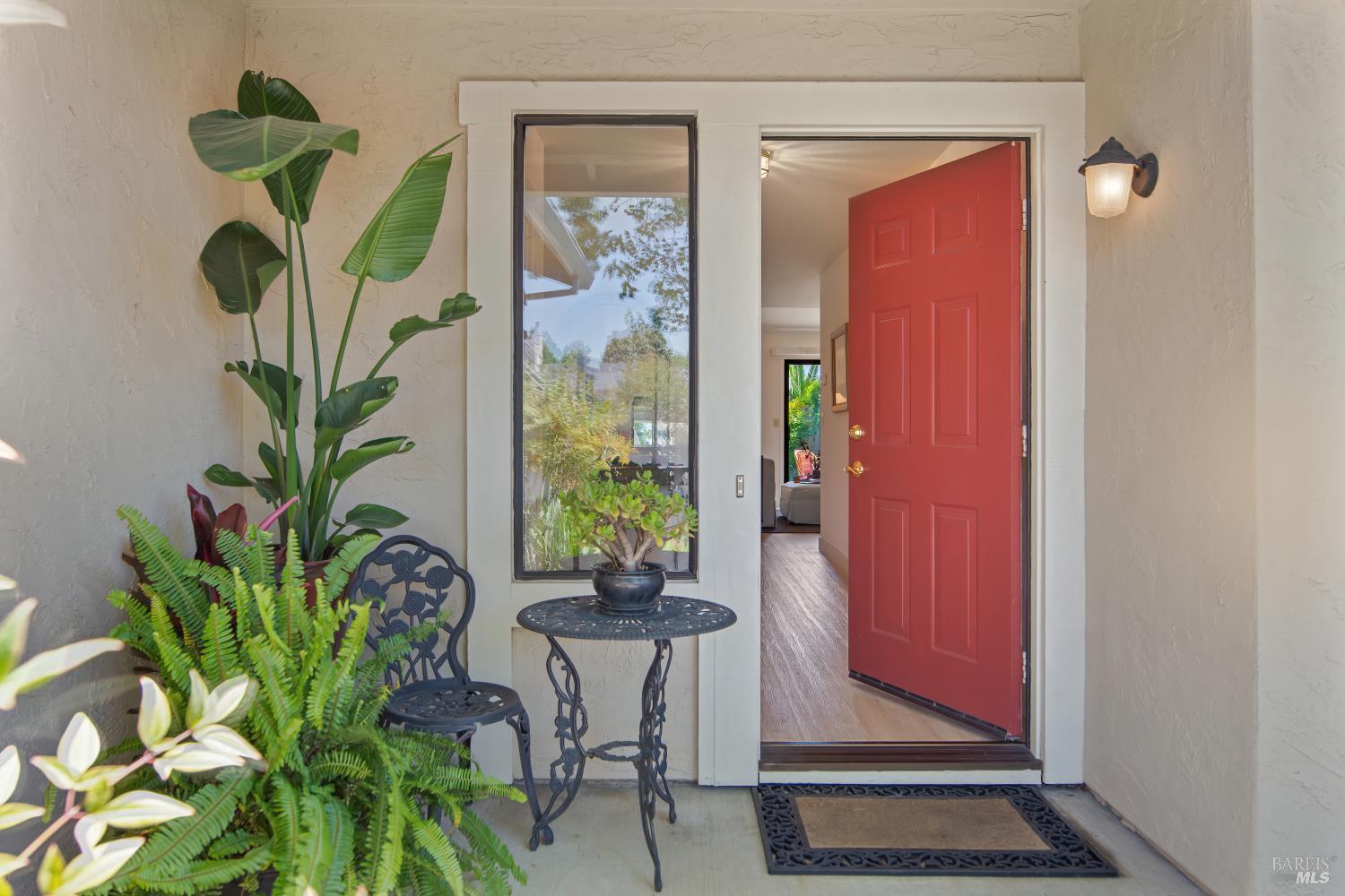1639 San Vicente Ave