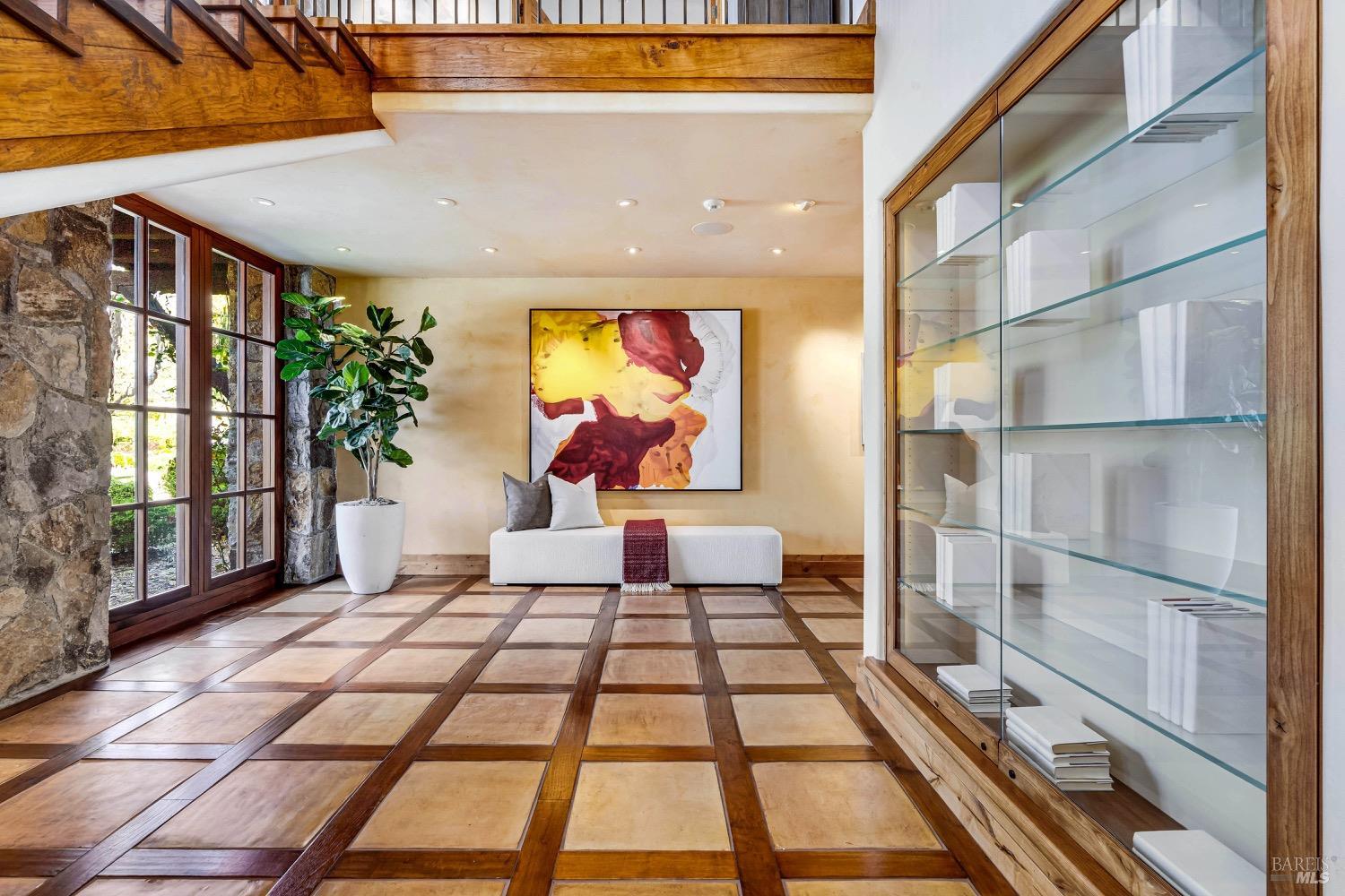 5000 Silverado Trl Unit: