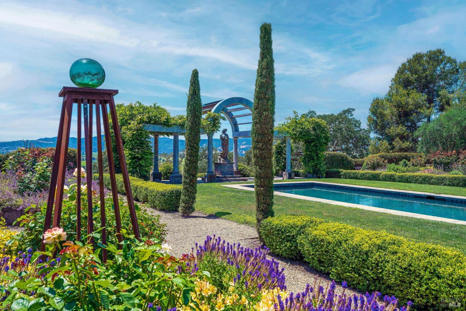 5000 Silverado Trl Unit: