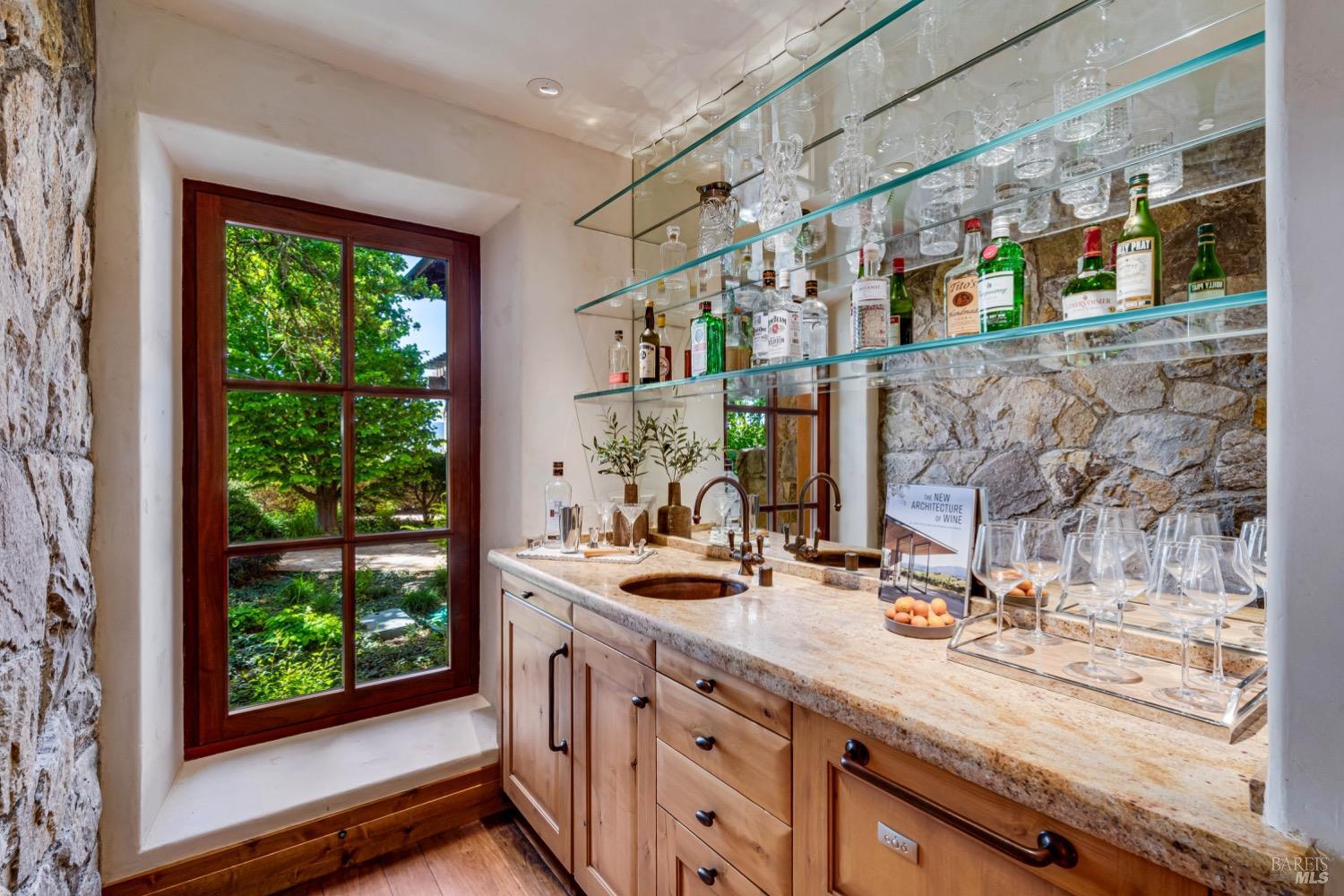 5000 Silverado Trl Unit: