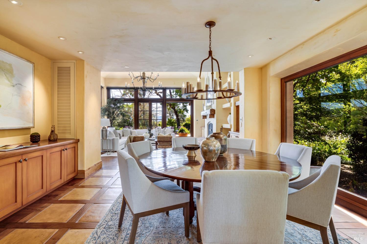 5000 Silverado Trl Unit: