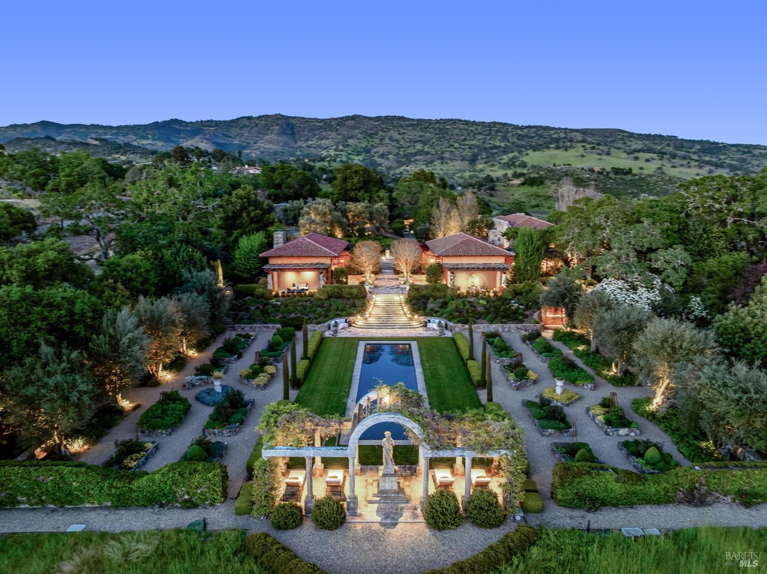 5000 Silverado Trl Unit: