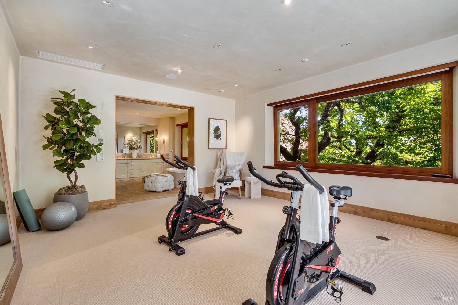 5000 Silverado Trl Unit: