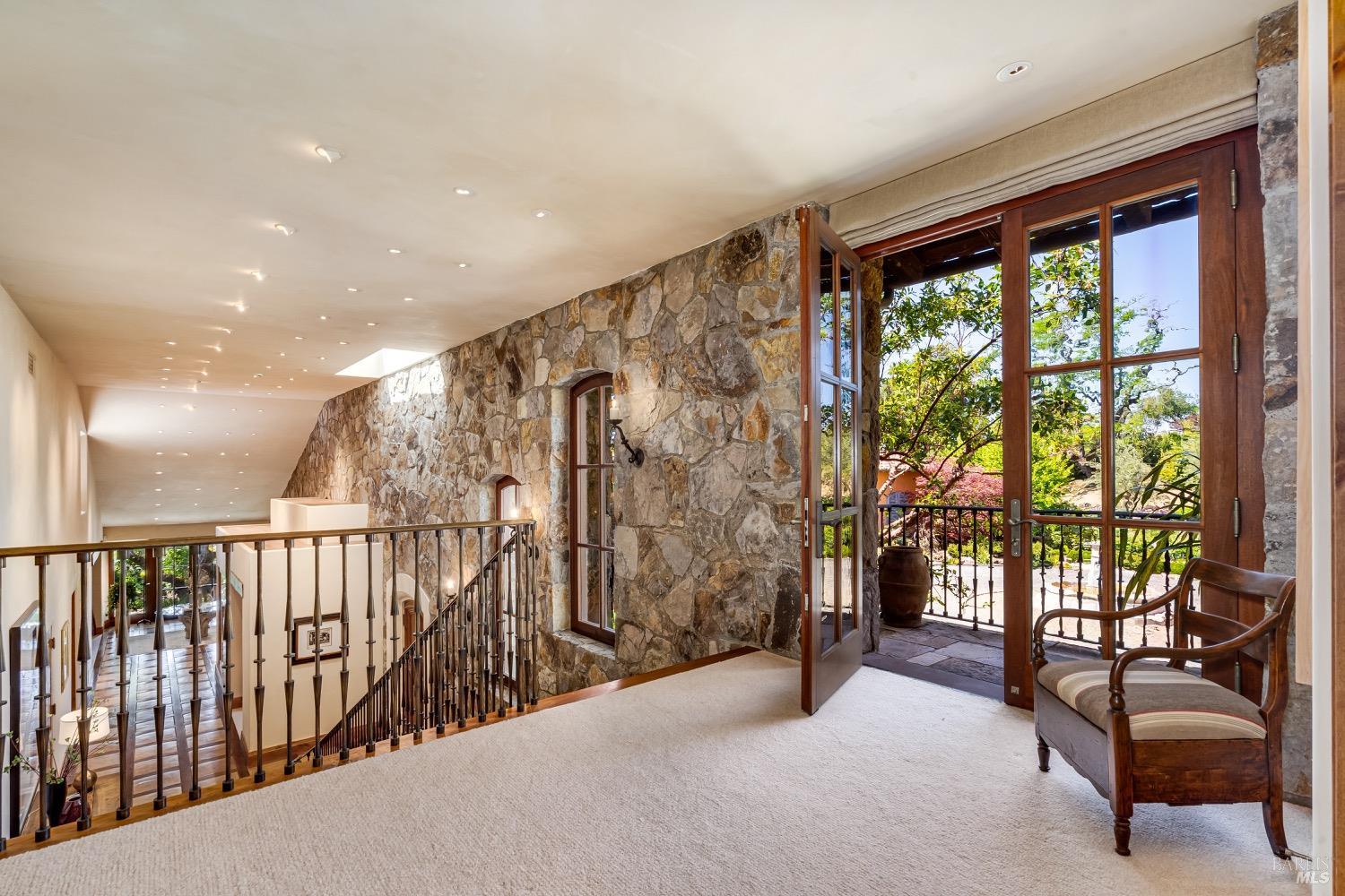 5000 Silverado Trl Unit: