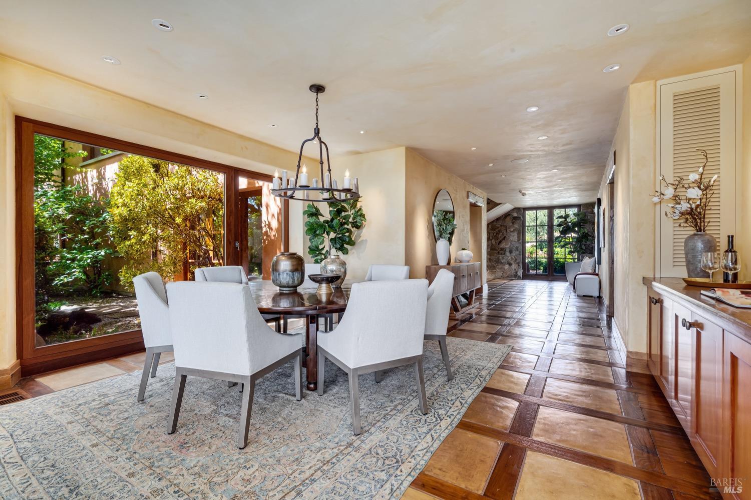 5000 Silverado Trl Unit: