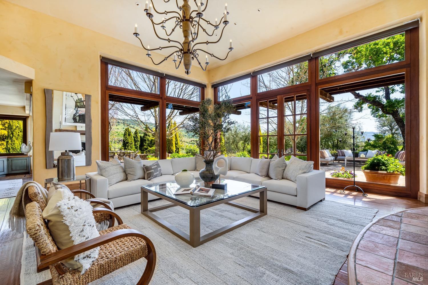 5000 Silverado Trl Unit: