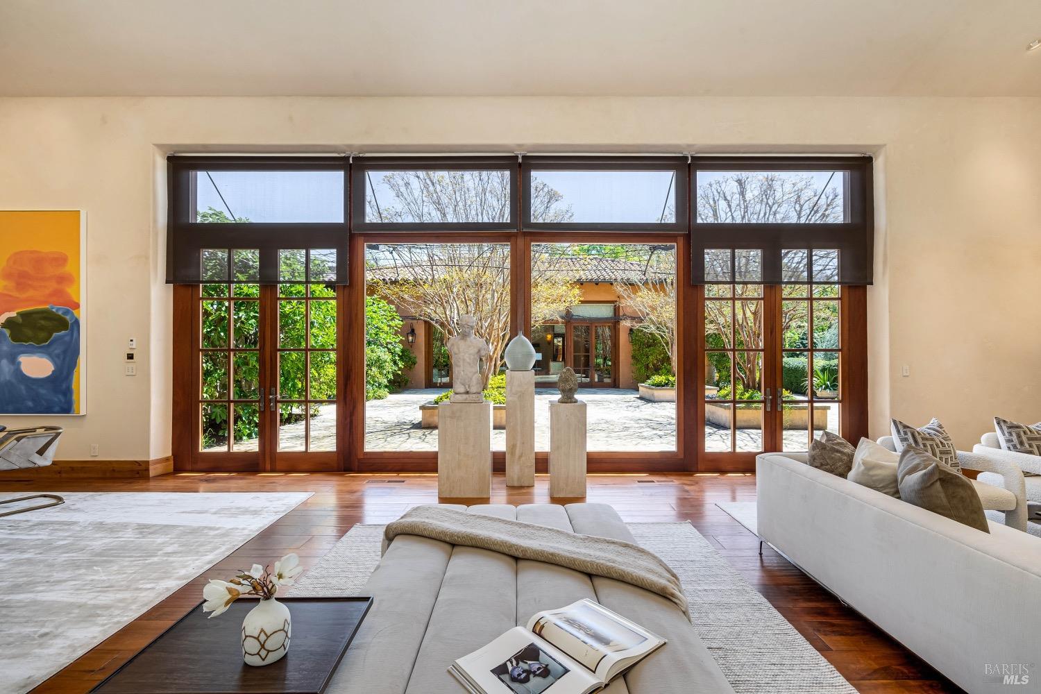 5000 Silverado Trl Unit: