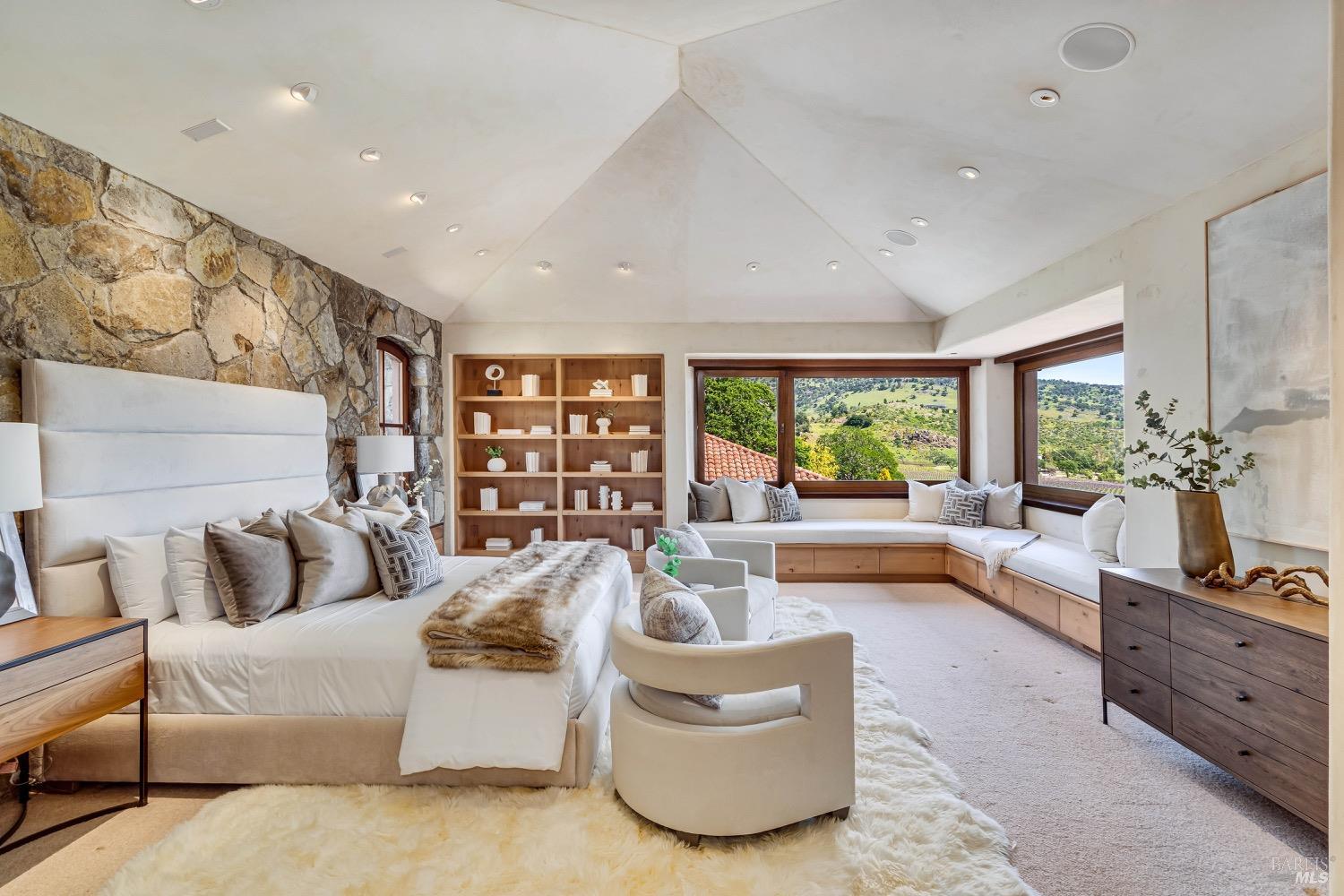 5000 Silverado Trl Unit: