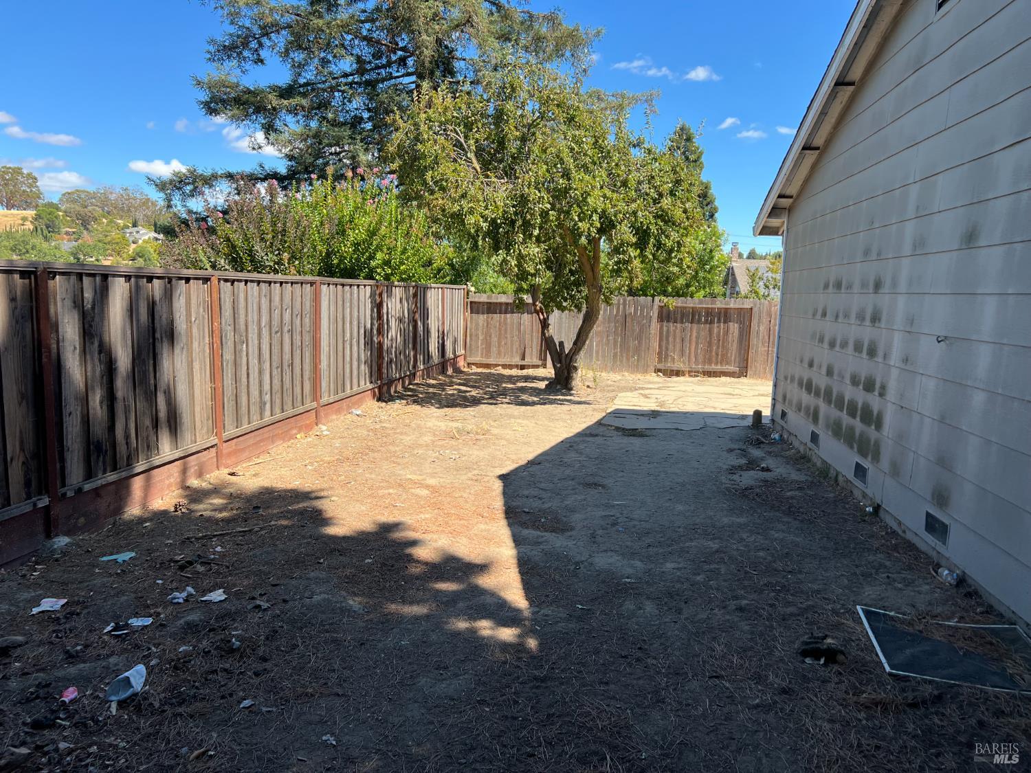 34 Midhill Rd