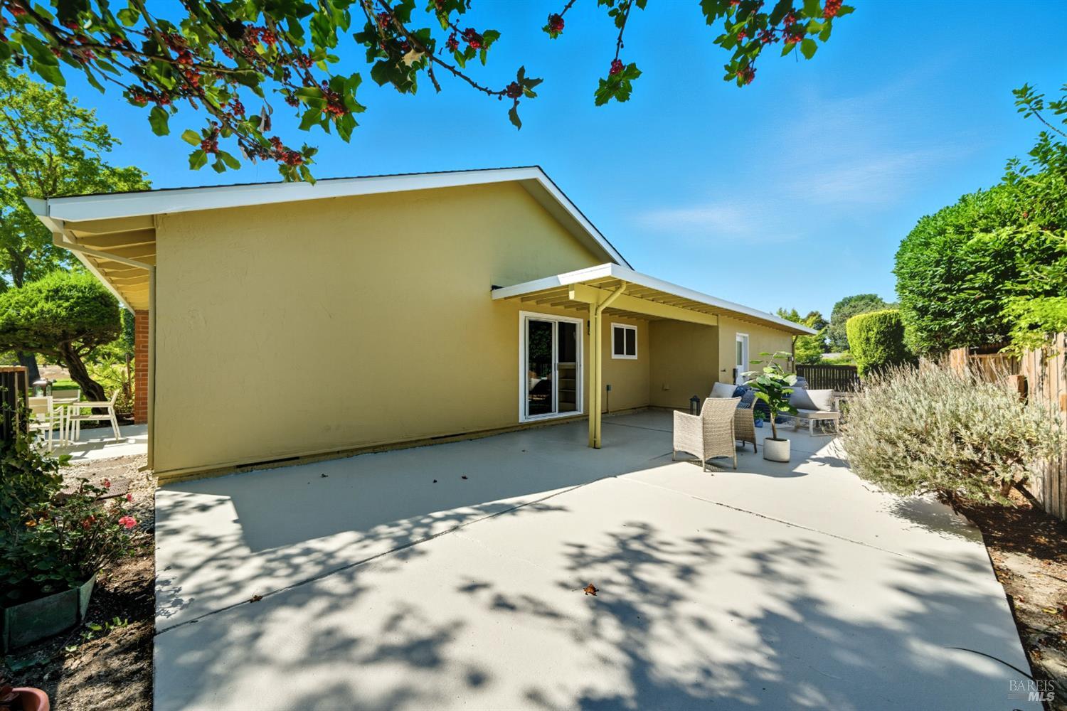 100 Temelec Cir
