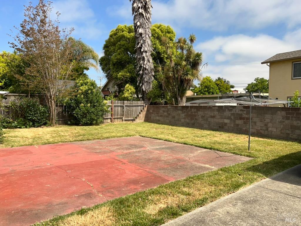 1604 Verna Dr