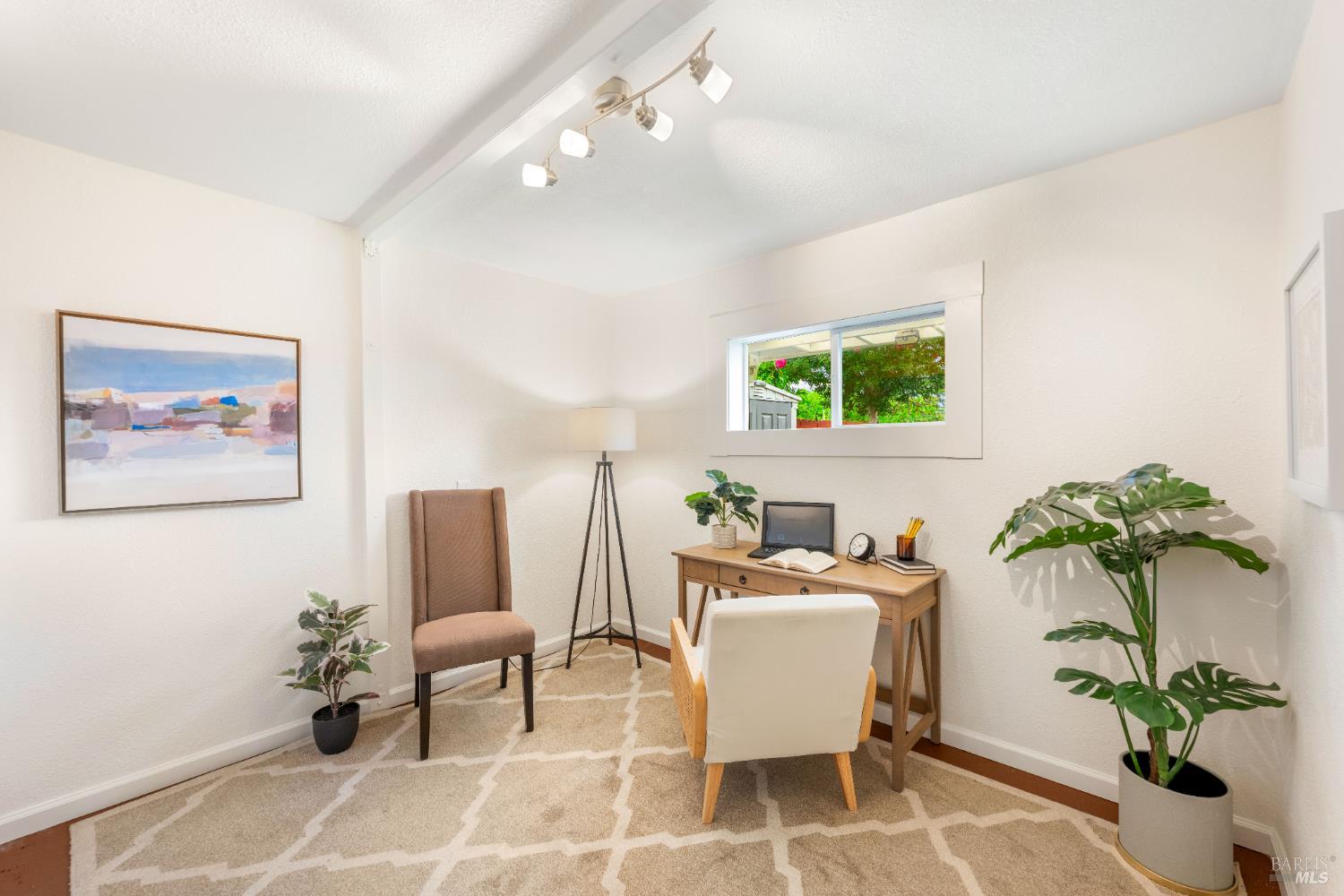 72 Bellevue Ave