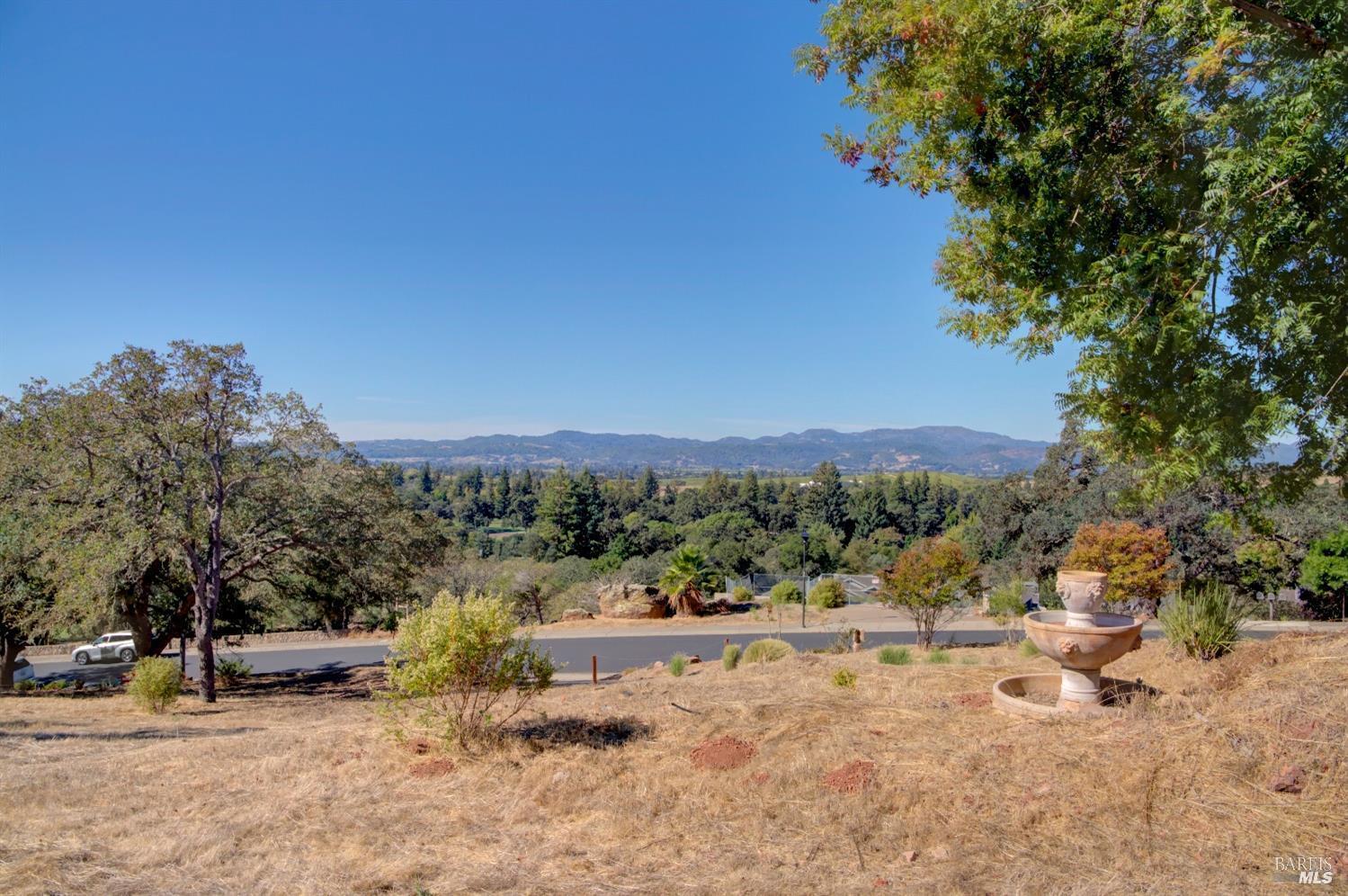 1166 Castle Oaks Dr