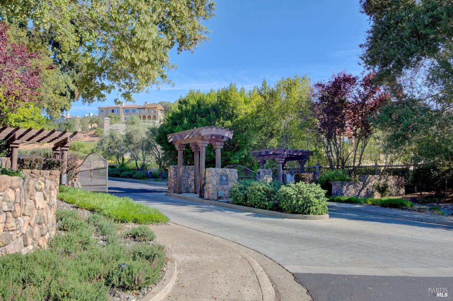 1166 Castle Oaks Dr